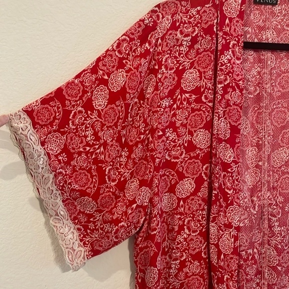Venus Women Kimono Cardigan Large Red & White Floral Paisley Bohemian Preppy - Picture 5 of 14